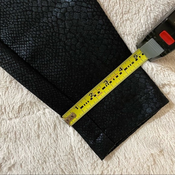 NWT Torrid Black Tonal Snake Pixie / Size 0X - Picture 9 of 9